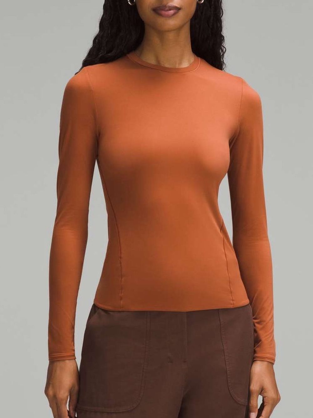 Lululemon Wundermost Ultra-Soft Nulu Crewneck Long-Sleeve Shirt
Sable Size 2